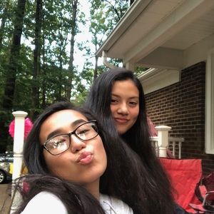 Meet your Posher, Tiara